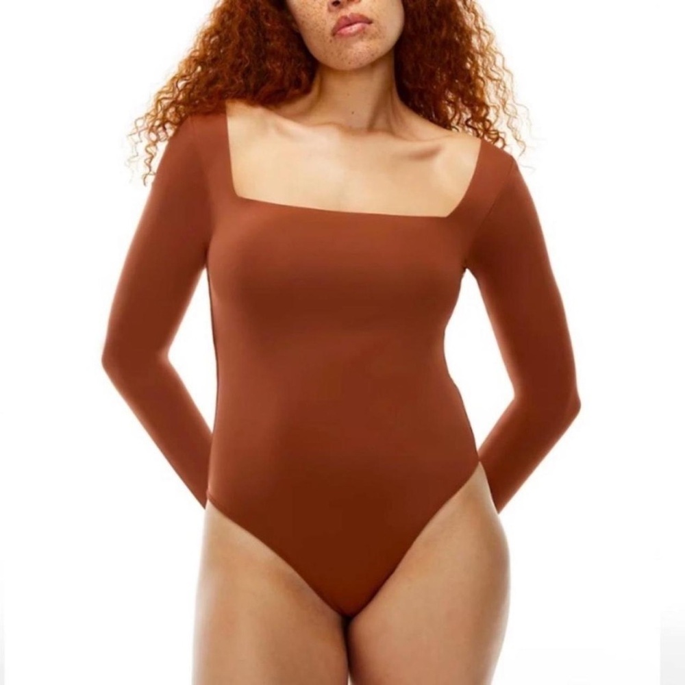 Babaton Rust Long Sleeve Top